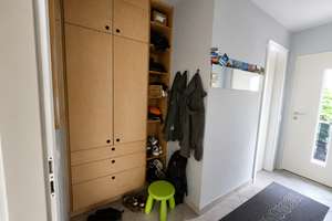 Modernes Reiheneckhaus mit Garten, Terrasse, Kamin und viel Platz für die ganze Familie – 63075 Rumpenheim, Offenbach am Main – Vorschaubild 2