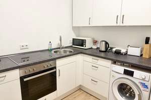 Sehr helle 2 - Zimmer - Wohnung mit Balkon im Herzen von Biebrich*** – Bunsenstraße 1, 65203 Biebrich, Wiesbaden – Vorschaubild 1