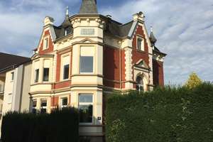 Historische Rarität: Stadtvilla mit 3 Wohnungen, 6 Stellplätzen und Garten – Die vollständige Adresse der Immobilie erhältst du vom Anbieter., 53489 Sinzig – Vorschaubild 1