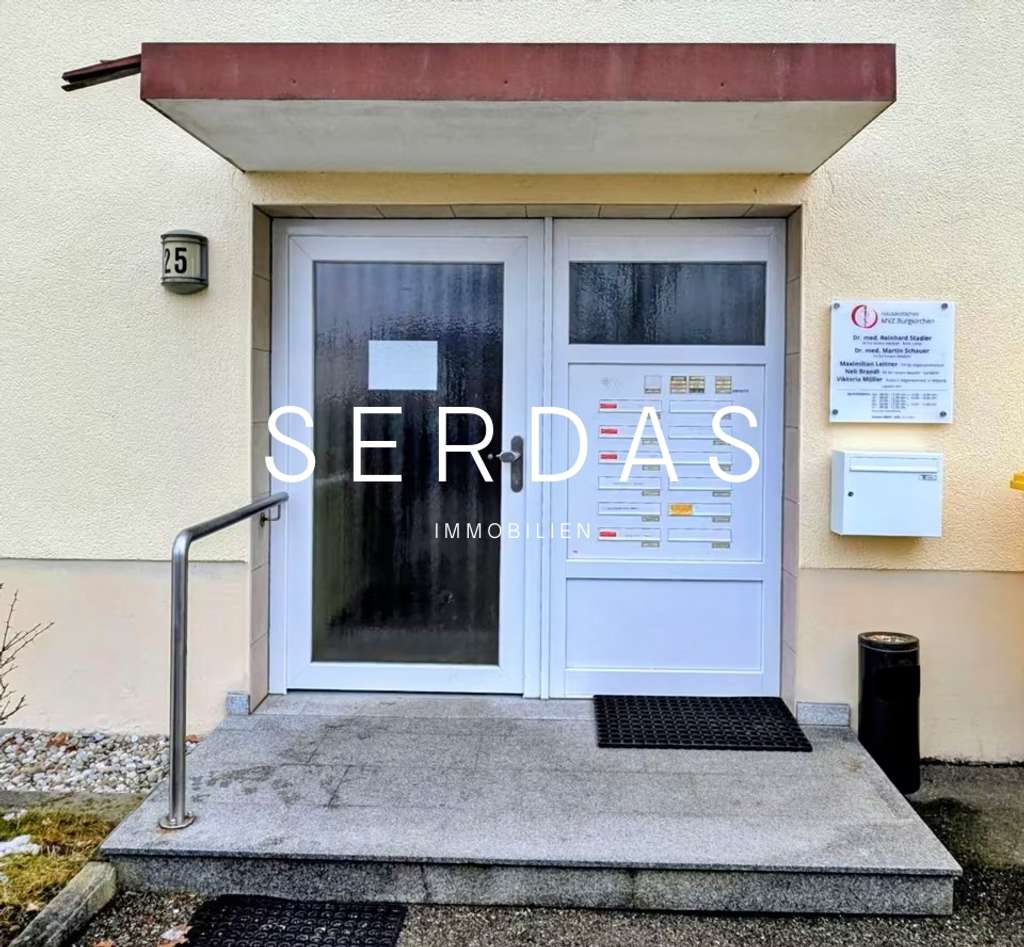 Immobilie in Burgkirchen an der Alz - Renovierte 2-Zimmer-Eigentumswohnung mit Balkon und Stellplatz in Burgkirchen an der Alz - Bild 1