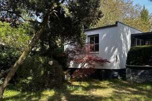 Haus im Bungalowstil mit Pool, Nebengelass und großem Grundstück mit Potential für ein 2 Haus – Die vollständige Adresse der Immobilie erhältst du vom Anbieter., 12524 Altglienicke, Berlin – Vorschaubild 2