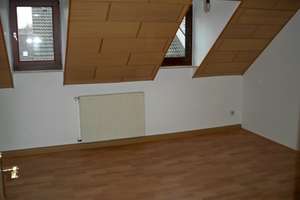 Helle 2-Zimmer Dachgeschosswohnung in Wiesbaden-Biebrich – Die vollständige Adresse der Immobilie erhältst du vom Anbieter., 65203 Biebrich, Wiesbaden – Vorschaubild 8