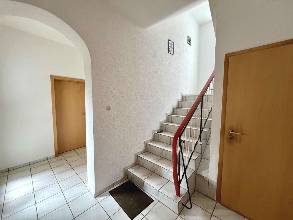 Immobilie in Neuburg am Rhein - Interessantes Anwesen mit Entwicklungspotential + separater Bauplatz - Bild 3