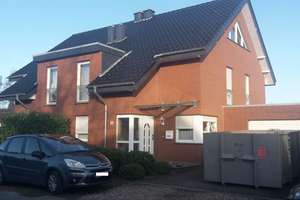 Schöne Doppelhaushälfte in Rheda-Wiedenbrück – Die vollständige Adresse der Immobilie erhältst du vom Anbieter., 33378 Rheda-Wiedenbrück – Vorschaubild 1