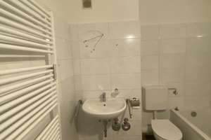 Helle, frisch renovierte 2-Zimmer-Wohnung, 2 Balkone, inkl. neuer Einbauküche in Mainz-Bretzenheim – Die vollständige Adresse der Immobilie erhältst du vom Anbieter., 55128 Bretzenheim, Mainz – Vorschaubild 5