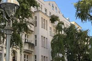 TOLLE, SEHR GROSSZÜGIGE 5-6 ZIM. ALTBAU-WHG. + BALKON UNWEIT MEYERINCKPLATZ u. KURFÜRSTENDAMM – Sybelstraße 00, 10629 Charlottenburg, Berlin – Vorschaubild 10