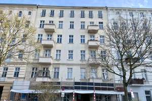 Ruhige Seitenflügelwohnung in Moabit – Rohdiamant mit Potenzial zur individuellen Entfaltung – Die vollständige Adresse der Immobilie erhältst du vom Anbieter., 10559 Moabit, Berlin – Vorschaubild 1