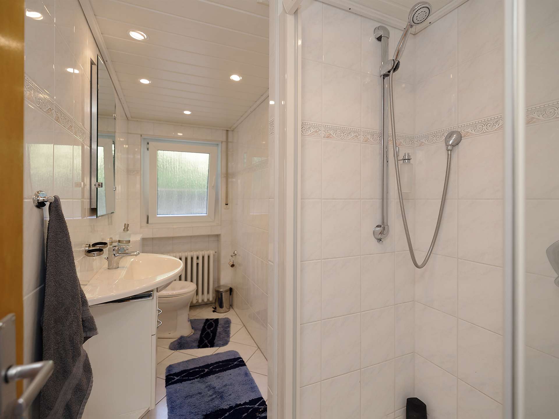 Immobilie in Hiddenhausen - Großes Ein- bis Zweifamilienhaus auf traumhaftem Grundstück in Hiddenhausen - Bild 10