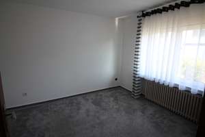 Reserviert!  Freistehendes Haus mit großzügigen Garagen und Garten in Meschenich  – Die vollständige Adresse der Immobilie erhältst du vom Anbieter., 50997 Meschenich, Köln – Vorschaubild 10
