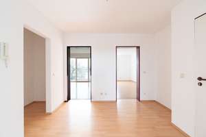 Geräumige 3-Zimmer-Whg. unweit des WorldTradeCenters. Neubau mit Aufzug, Balkon und Wanne. – Freiberger Straße 63, 1159 Wilsdruffer Vorstadt/Seevorstadt-West, Dresden – Vorschaubild 2