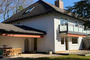 Großzügige Doppelhaushälfte in Feldkirchen