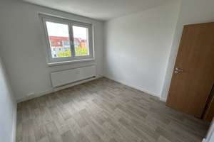 Platz für die ganze Familie! 4-Zimmer-Wohnung mit Balkon! – Straße der Deutschen Einheit 53, 39326 Wolmirstedt – Vorschaubild 3