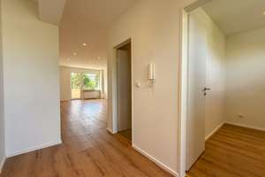 Erstbezug nach Kernsanierung: stilvolle 1-Zimmer-Wohnung mit Balkon ins Grüne – zentral am Harras