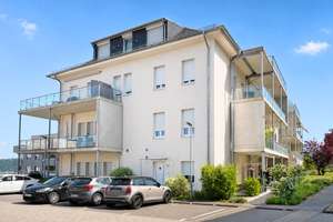 Moderne ETW mit Dachterrasse und 2 PKW Stellplätzen