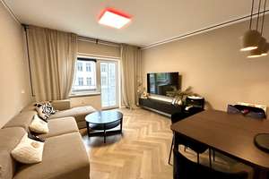 Charlottenburg: Stilvolle 3,5-Zimmer-Wohnung mit Sonnenbalkon – Die vollständige Adresse der Immobilie erhältst du vom Anbieter., 10625 Charlottenburg, Berlin – Vorschaubild 2