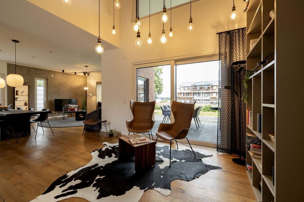 Immobilie in Hermsdorf/Erzgebirge - OKAL - BAUEN FÜR DIE ZUKUNFT: EBENERDIG. KLIMASMART. - Bild 3