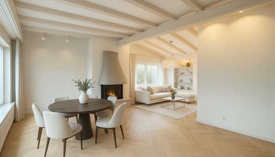 Bild von Wohnen mit Klasse: Stilvoller Bungalow mit Wellnessbereich, Weinkeller & Doppelgarage