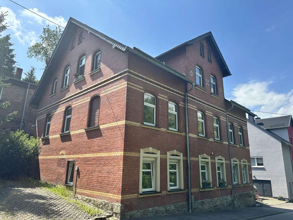Teil vermietetes Mehrfamilienhaus in Wilkau-Haßlau!