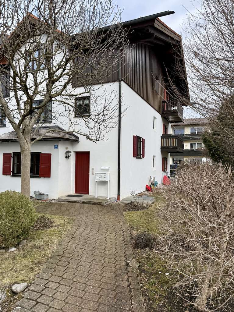 Immobilie in Seehausen am Staffelsee - Wunderbare, großzügige 2-Zimmer Wohnung EG / Terrasse / Garten in Murnau / Seehausen am Staffelsee - Bild 3