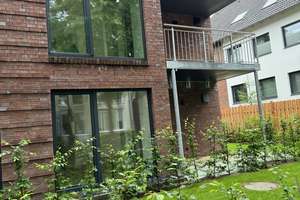 Neubau: Moderne 3-Zimmer-Wohnung in grüner Lage