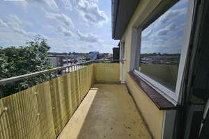 Tolle, frisch renovierte 3-Zimmer Wohnung mit Balkon! Ansehen!