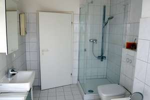 Helle, gemütliche 5 Raum (2 Schlafzi.) DG-Whg  teilmöbliert oder ohne Möbel, Nähe Essener Klinikum – Die vollständige Adresse der Immobilie erhältst du vom Anbieter., 45147 Holsterhausen, Essen – Vorschaubild 5
