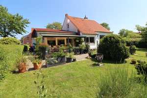Charmantes Einfamilienhaus mit überdachter Terrasse, nur ca.500 m zum Traum Strand von Dorum-Neufeld – Cuxhaven (Kreis) – Vorschaubild 1
