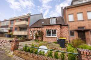 Reihenmittelhaus mit Altbaucharme in der Klever Oberstadt mit 2 Wohnungen und Garten – Kleve (Kreis) – Vorschaubild 2