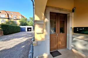Großzügige 3,5 Zimmer Wohnung in Denkmal, mit Garage und Kamin