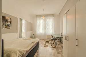 Großzügige  3,5 Zimmer Wohnung im schönen 4 Familienhaus umgeben von den malerischen Weinbergen! – Raichbergstraße 11, 70329 Stuttgart – Vorschaubild 8