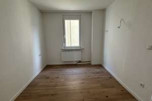St. Peter ! 2-Zi.-Altbau-Whg., 40 m², Laminat, ohne Balkon, im 2.OG ohne Aufzug – Die vollständige Adresse der Immobilie erhältst du vom Anbieter., 90478 Glockenhof, Nürnberg – Vorschaubild 5