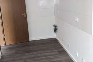 Helle und großzügige 4-Zimmer-Wohnung in Bonn-Beuel (Zentrum) – Kreuzstraße 19, 53225 Beuel-Mitte, Bonn – Vorschaubild 9