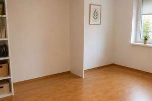 Mehr drin als man auf den ersten Blick sieht – 3-Zimmer-Wohnung in München Moosach mit Potenzial zum – Die vollständige Adresse der Immobilie erhältst du vom Anbieter., 80993 Alt-Moosach, München – Vorschaubild 4