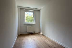 Attraktive, frisch renovierte - 3 Zimmerwohnung mit Balkon - in Magdeburg-Stadtfeld-West – Diesterwegstraße 2a, 39110 Stadtfeld West, Magdeburg – Vorschaubild 8