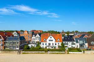 Wo Geschichte auf Meerblick trifft – Die vollständige Adresse der Immobilie erhältst du vom Anbieter., 25938 Wyk auf Föhr – Vorschaubild 2