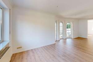 NIEDRIGENERGIEHAUS | MODERNES UND GROßZÜGIGES ZWEIFAMILIENHAUS MIT EINLIEGERWOHNUNG & GROßEM GARTEN – Die vollständige Adresse der Immobilie erhältst du vom Anbieter., 56070 Wallersheim, Koblenz – Vorschaubild 2