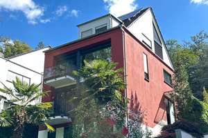 Architektur, Licht und Privatsphäre – außergewöhnliches Einfamilienhaus mit Pool – Die vollständige Adresse der Immobilie erhältst du vom Anbieter., 65193 Sonnenberg, Wiesbaden – Vorschaubild 9