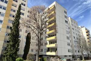 Freie 3 ½-Zimmer Eigentumswohnung – Die vollständige Adresse der Immobilie erhältst du vom Anbieter., 70499 Giebel, Stuttgart – Vorschaubild 1