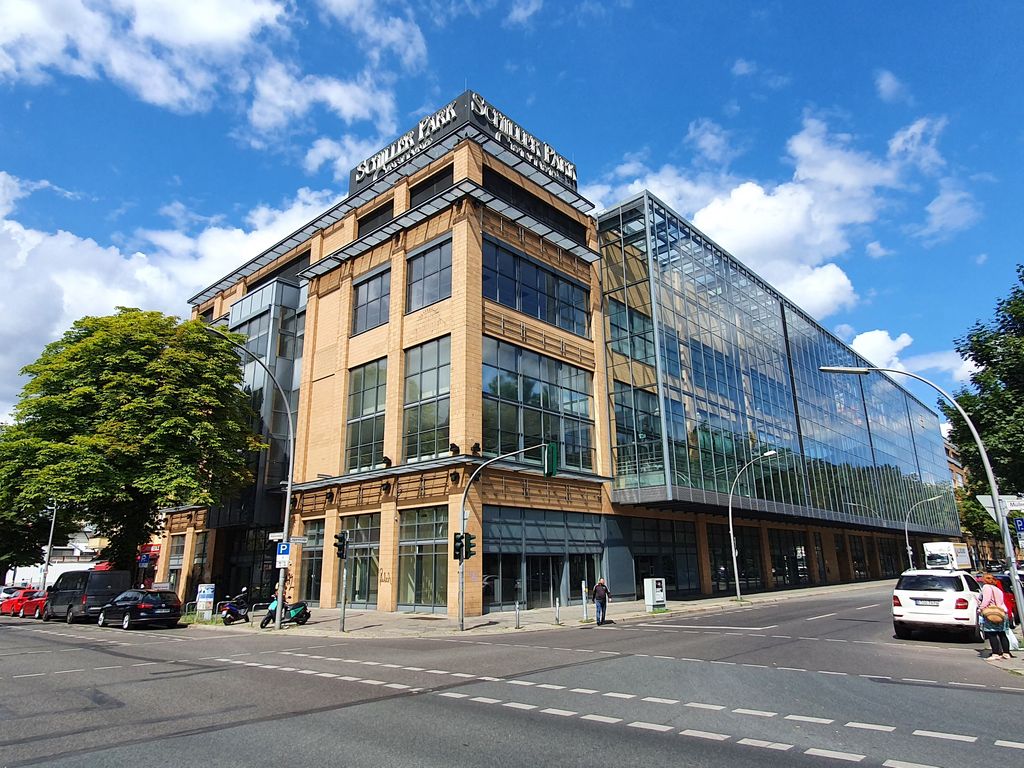 Schillerpark Center Setzen Sie Ihr Geschäft in Szene