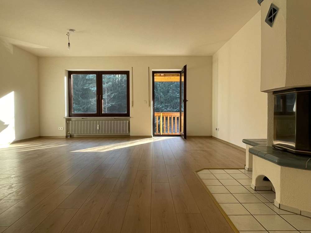 Immobilie in Aystetten - Traumhafte Lage - Geräumige Vierzimmerwohnung inklusive Stellplatz - Bild 5