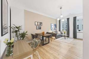 Modern, freshly renovated 2 room apartment with the best accessibility in Prenzlauer Berg – Die vollständige Adresse der Immobilie erhältst du vom Anbieter., 10439 Gesundbrunnen, Berlin – Vorschaubild 1