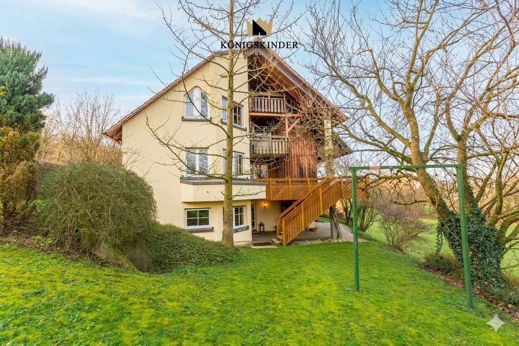 Immobilie in Wangen - Raumgefühl der besonderen Art - Platz für mehrere Generationen - Kombination von Wohnen und Arbeiten - Bild 1