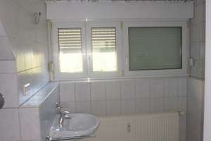 Gemütliche Dachgeschosswohnung mit Balkon und Fahrstuhl – Tauchaer Straße 79, 4349 Thekla, Leipzig – Vorschaubild 4