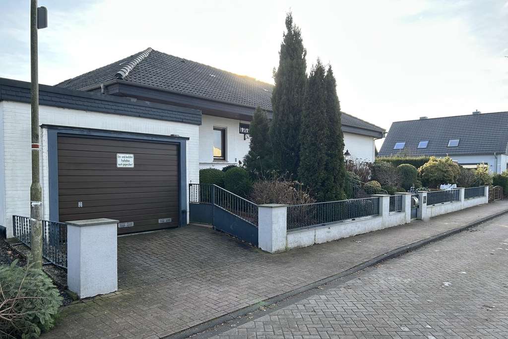 Immobilie in Geestland - Familienhaus mit großem Garten - Bild 1