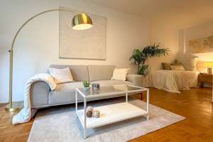 FIRSTPLACE - Charmantes Apartment in begehrter Sollner Bestlage - ruhig, grün & sofort bezugsbereit