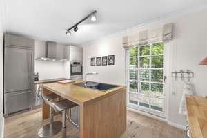 Das Weiße Haus - Stilvolle Villa in hervorragender Lage von Othmarschen  – Die vollständige Adresse der Immobilie erhältst du vom Anbieter., 22605 Othmarschen, Hamburg – Vorschaubild 11