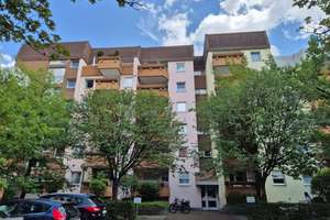 Renovierte 2-ZKB-Wohnung mit Loggia und TG-Box im Uni-Viertel – Die vollständige Adresse der Immobilie erhältst du vom Anbieter., 86159 Universitätsviertel, Augsburg – Vorschaubild 12