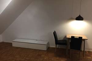 Charmantes Dachgeschoss-Apartment in Stuttgart-Untertürkheim  – Lindenfelsstraße 51, 70327 Untertürkheim (Ortsteil), Stuttgart – Vorschaubild 4
