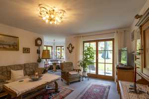 Das Landhaus für die Familie! Rarität: Zweifamilienvilla mit zus. Appartement, Kachelofen & Wellness – Garmisch-Partenkirchen (Kreis) – Vorschaubild 98