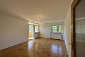Provisionsfrei: Ruhige 3-Zimmer-Wohnung am Westkreuz mit Loggia und viel Grün – Reichenaustraße 9, 81243 Aubing-Süd, München – Vorschaubild 3